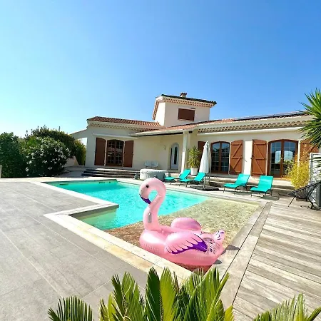 Au Calme Avec Piscine Dans Le Sud Villa *